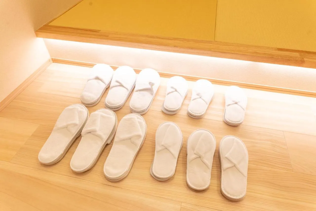 Hako Reiro 箱・玲瓏 Apartment Hakone Japan