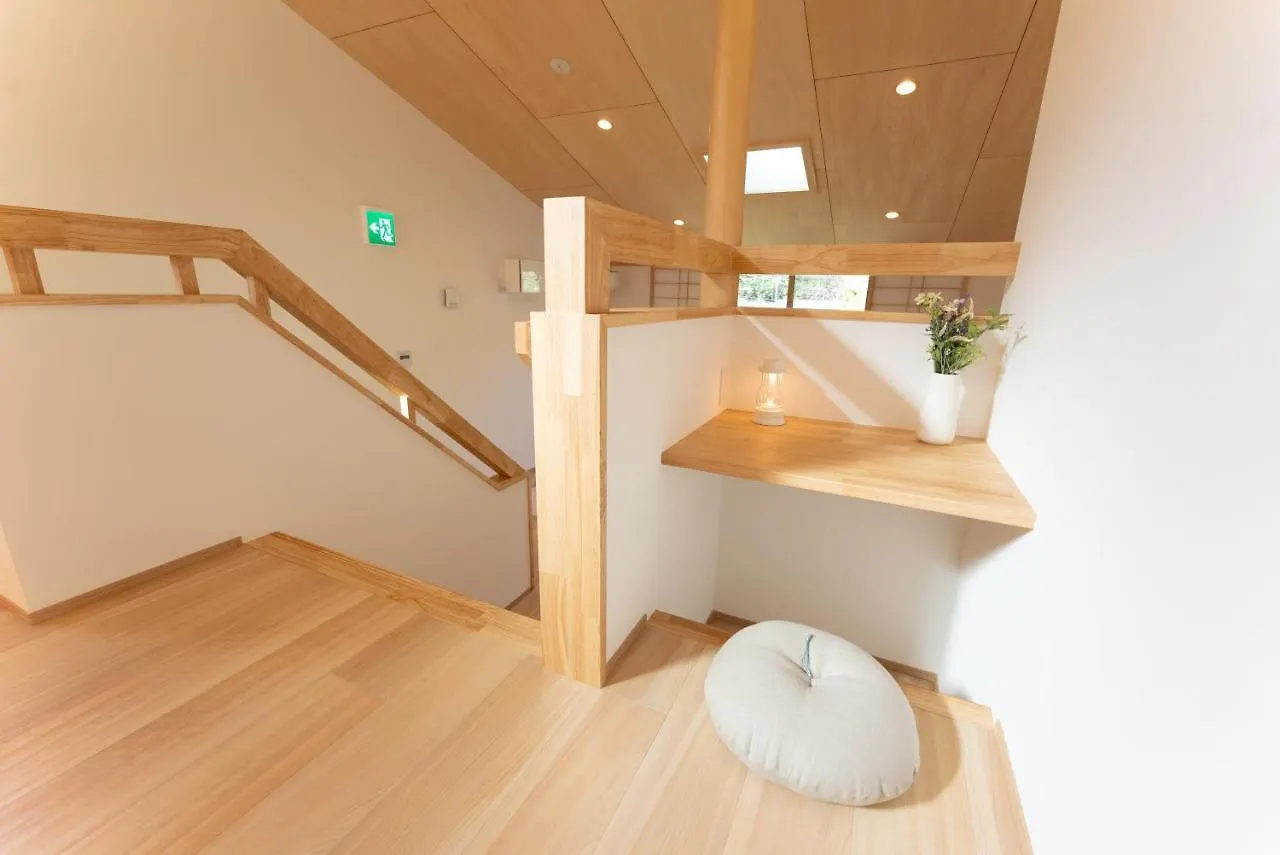 Hako Reiro 箱・玲瓏 Daire Hakone